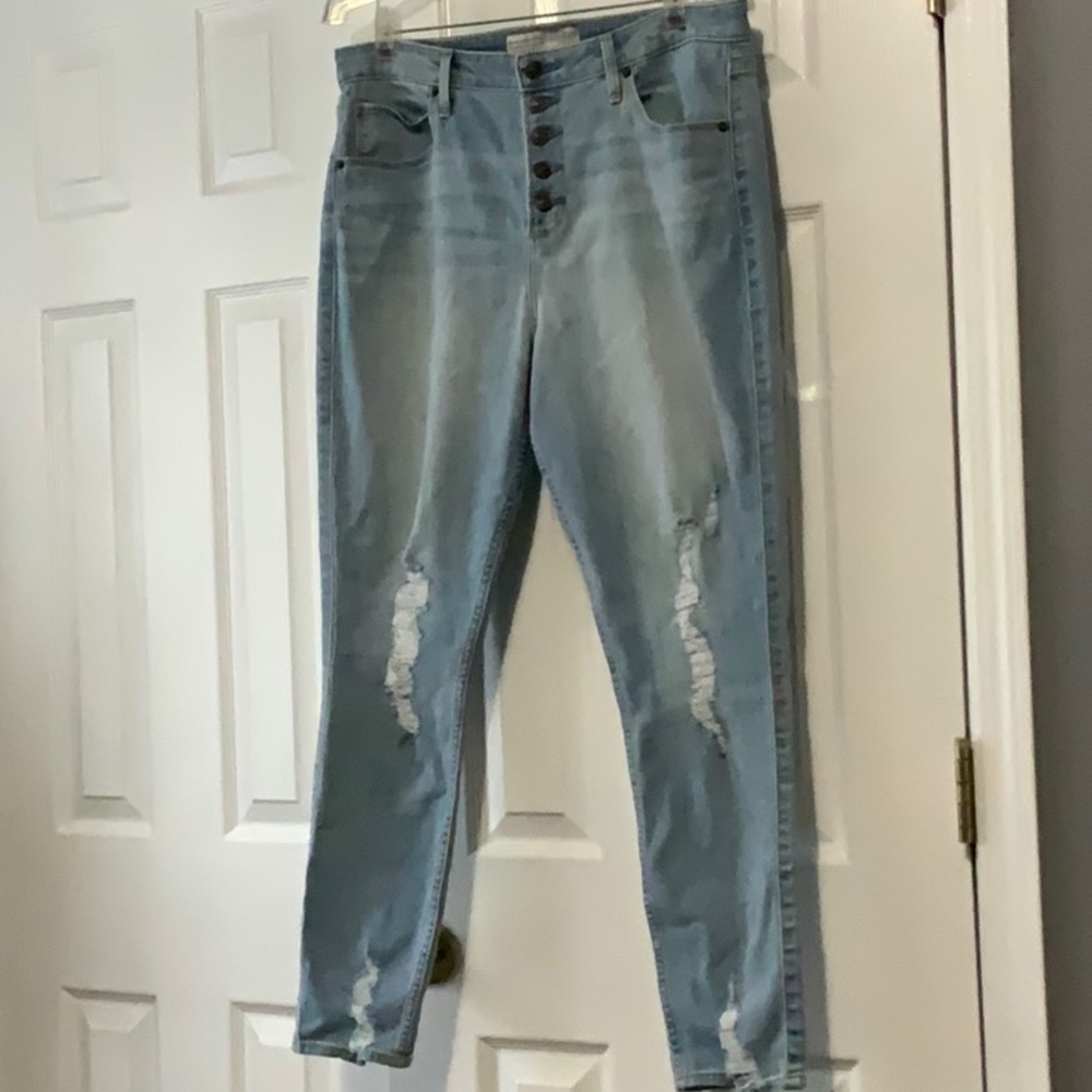 Abercrombie & Fitch 32/14 size Super skinny jeans